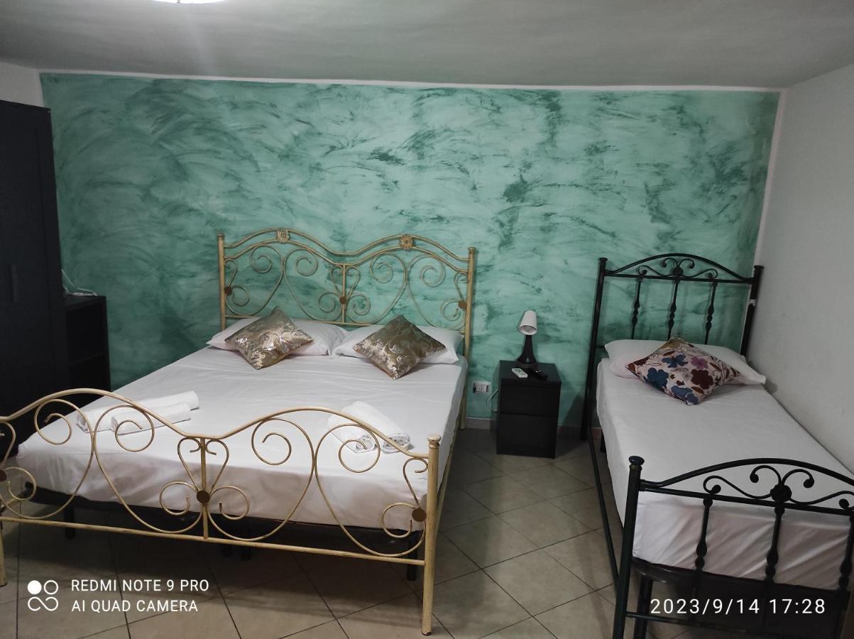 Valenti Bed & Breakfast คาตาเนีย ภายนอก รูปภาพ