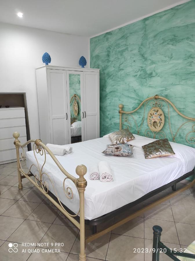 Valenti Bed & Breakfast คาตาเนีย ภายนอก รูปภาพ